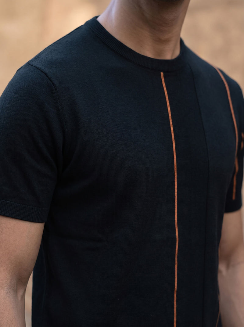 Black Minimalist Contrast-Stitch Crew Neck T-shirt