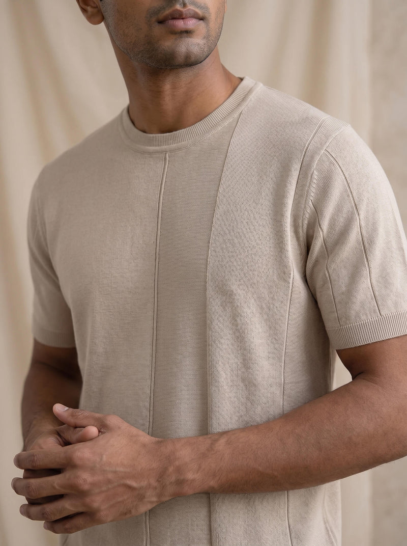 Light Beige Minimalist Contrast-Stitch Crew Neck T-shirt